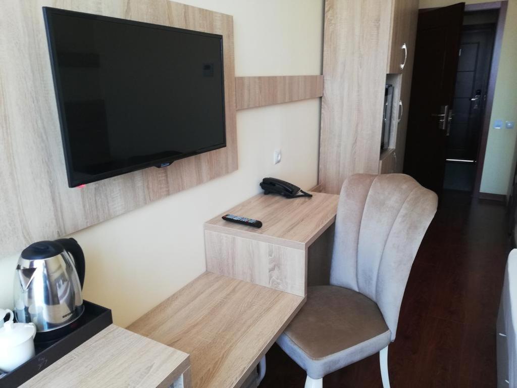 Park Hotel Al Bustan Shymkent Eksteriør billede