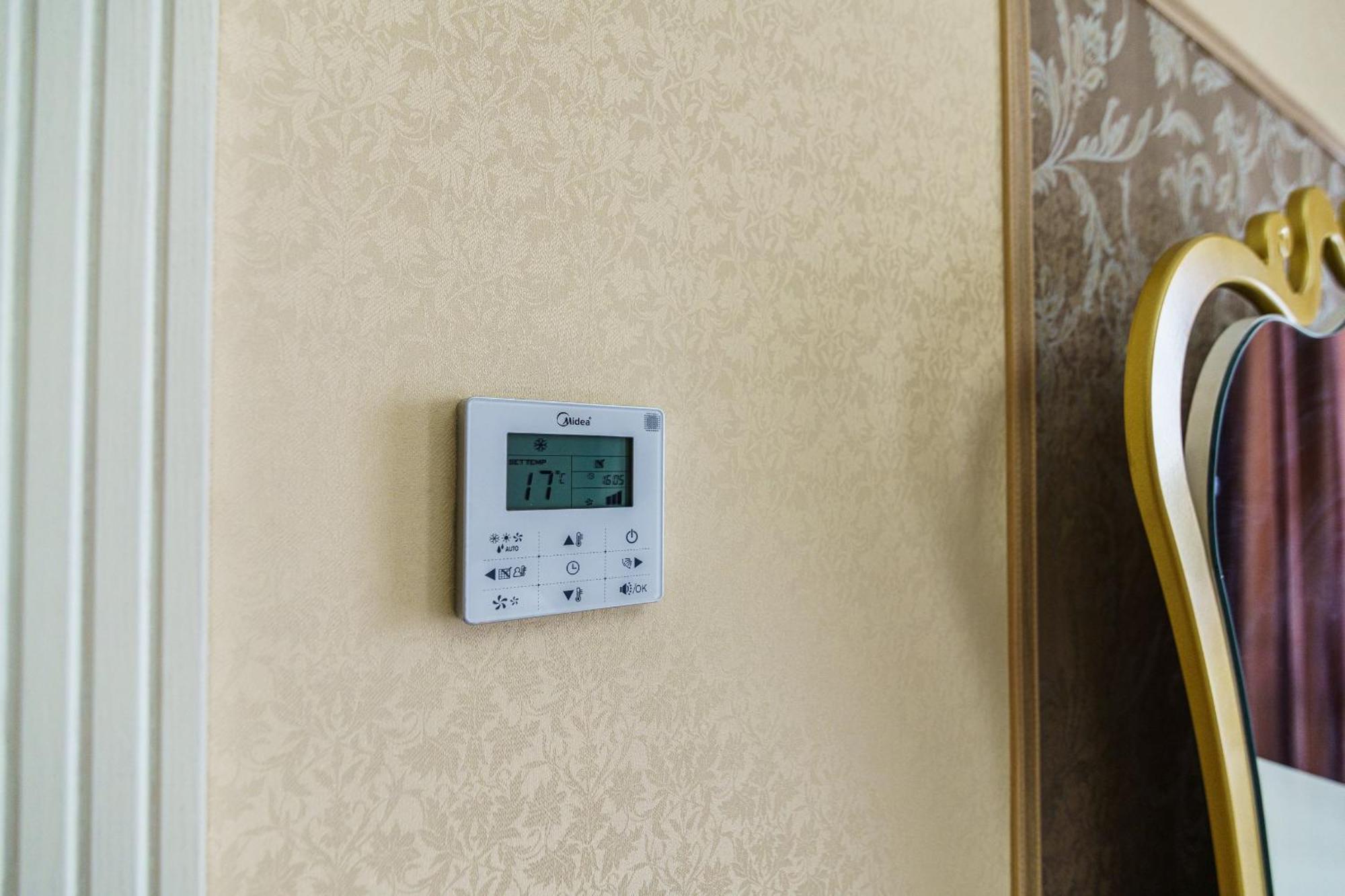 Park Hotel Al Bustan Shymkent Eksteriør billede
