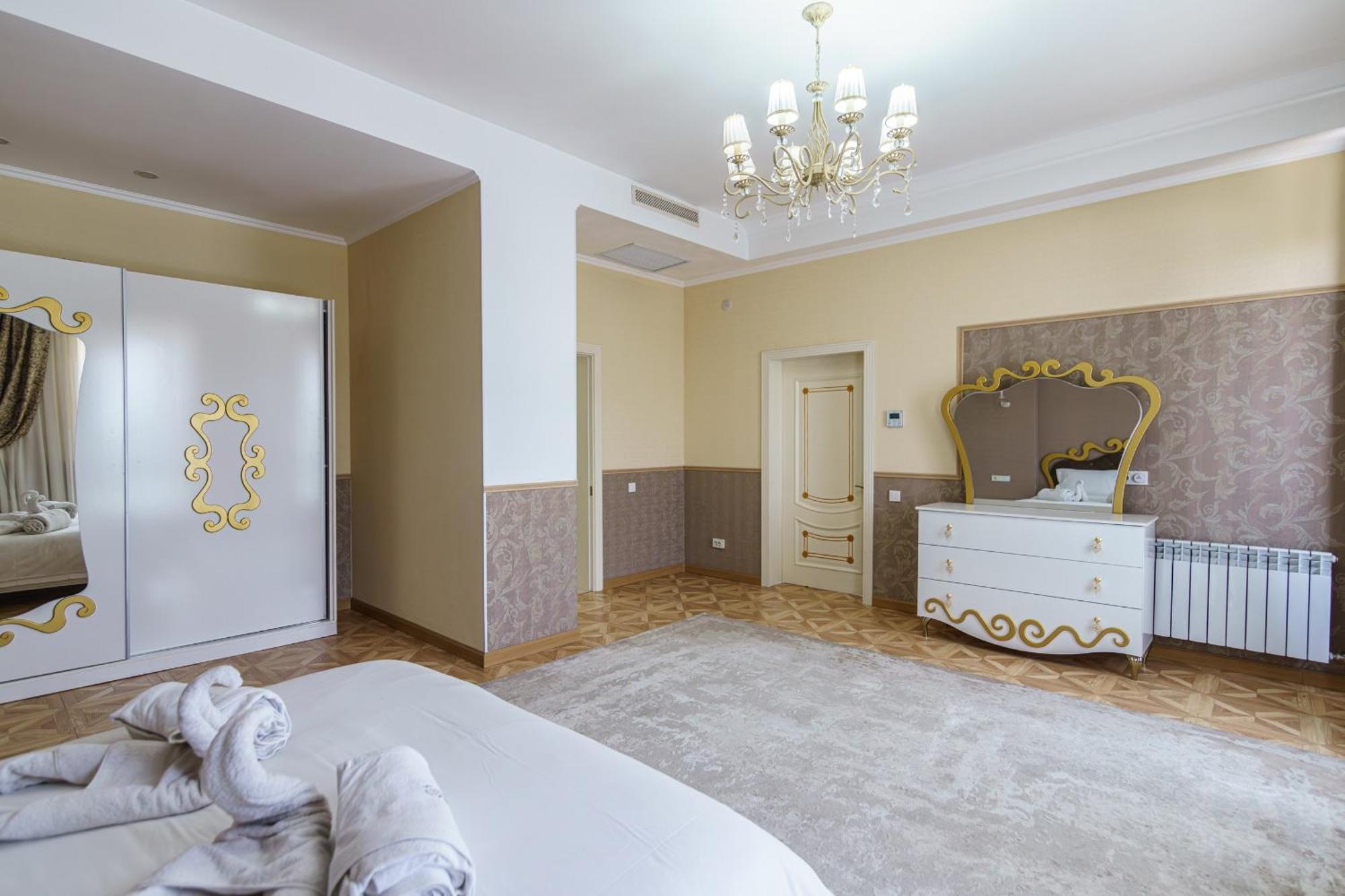 Park Hotel Al Bustan Shymkent Eksteriør billede